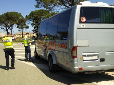 Obavljena akcija nadzora prijevoza putnika, autotaksi prijevoza i prijevoza tereta na području grada Zadra